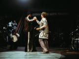 Представили нову версію легендарного хіта «Понад хмарами»
