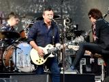Manic Street Preachers анонсували безкогштовний концерт для медиків у Кардіфі.