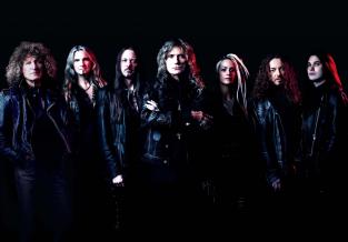 Дивіться останній музичний виднограй Девіда Ковердейла та Whitesnake Дивіться останній музичний виднограй Девіда Ковердейла та Whitesnake