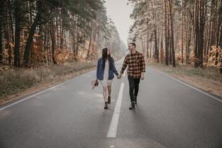 Вінницький індігурт «Женя+Катя» представили нову романтичну пісню