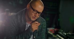 "Бумбокс" презентував новий кліп на пісню "Дитина" "Бумбокс" презентував новий кліп на пісню "Дитина"