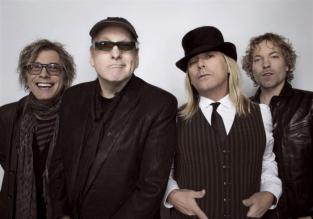 Cheap Trick приєднаються до Рода Стюарта у його літньому турі