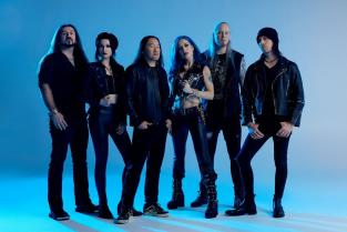 DragonForce оголосили Аліссу Вайт-Глуз своєю новою вокалісткою