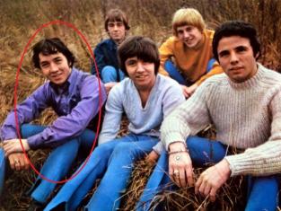 Помер Джордж Янг – один із засновників гурту AC/DC.