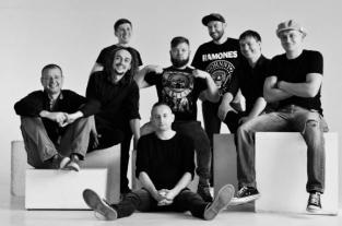 Жадан і Собаки випустили саундтрек до фільму «Носоріг» Олега Сенцова