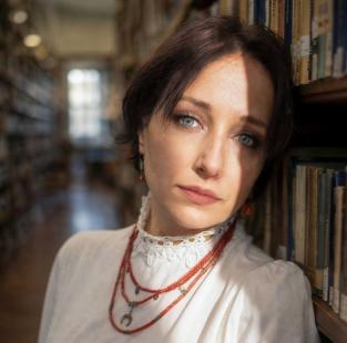 «Ось тобі, жінко, мова. Стріляй із неї» — КАТЕРИНА КАЛИТКО