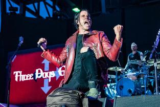 Three Days Grace представили нову пісню «So Called Life» та анонсують новий альбом