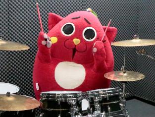 Коли ти у душі рокер, але доводиться виступати перед дітьми!