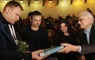 Руслана, Вакарчук та Положинський отримали премію імені Василя Стуса 