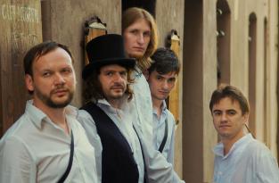 Гурт "Rock-H" випустить третій альбом у січні 2014 року 