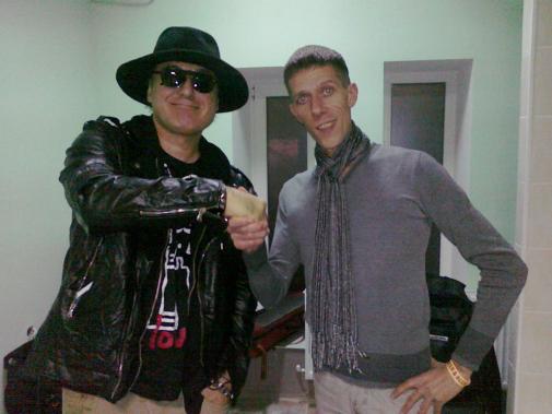 Крематорій. Після розмови в гримерці.