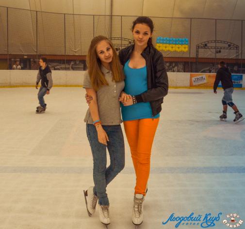 Юні Україночки.