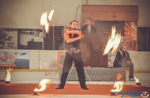 Театр вогню "ДоЗарі"